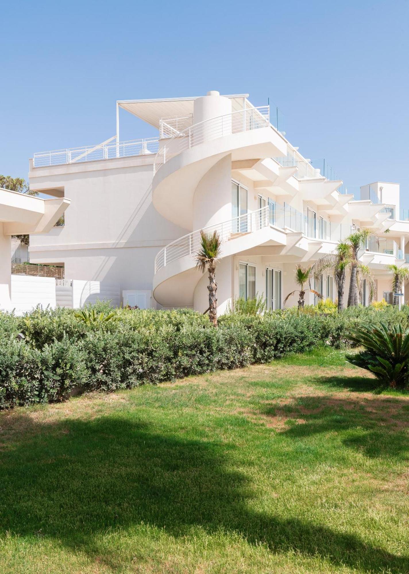 Jonium Hotel - Amazing Sea View And Swimming Pool Pulsano Exterior foto